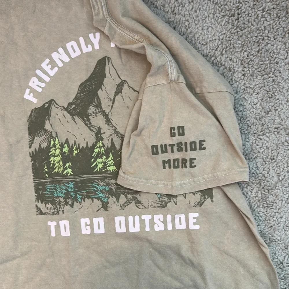 Women’s Ford Graphic Tee Bundle - Picture 11 of 12